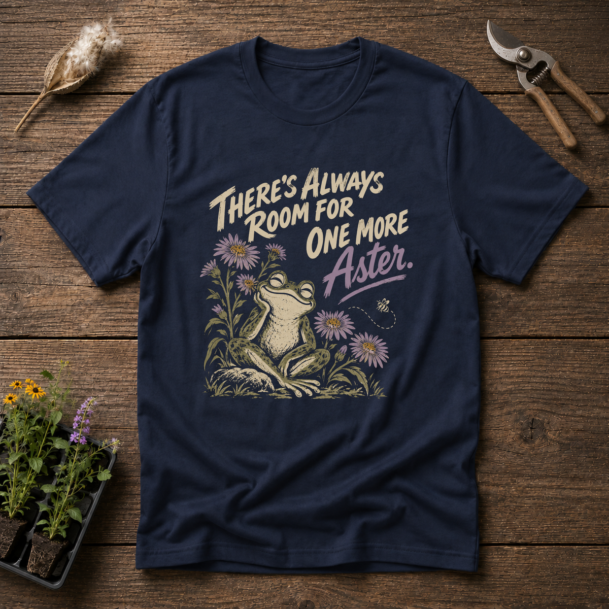 Room For Asters T-Shirt in Navy