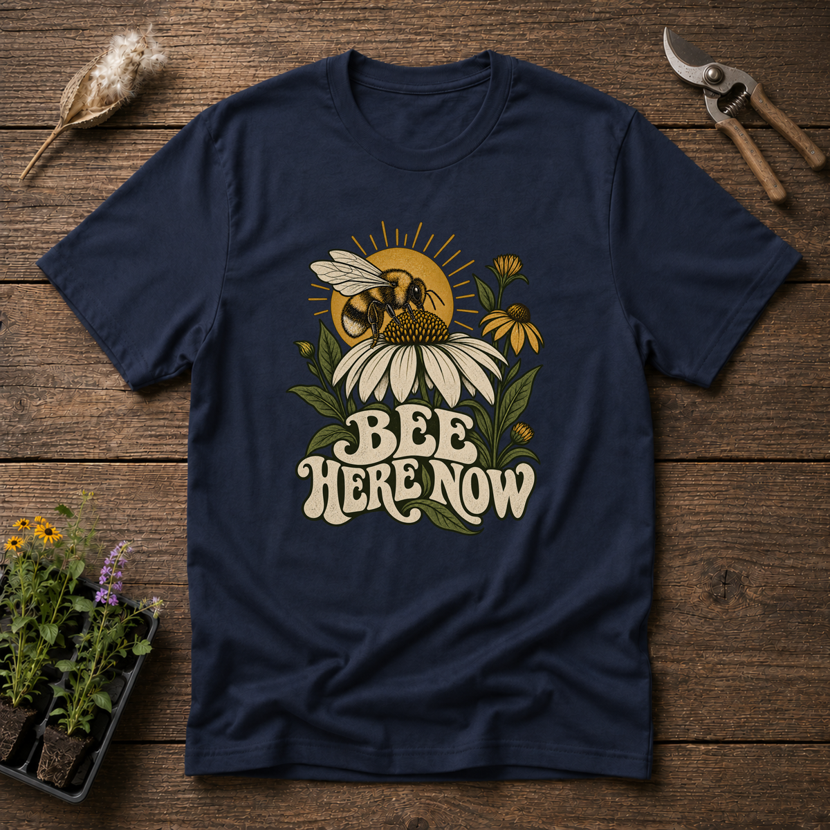 Bee Here Now T-Shirt in Navy